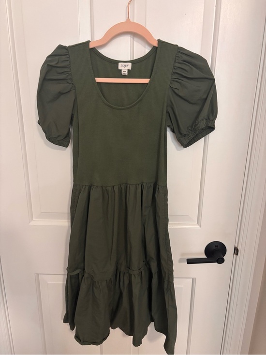 J. Crew Dresses & Skirts - J. Crew Olive Green Puff-Sleeve Midi Dress